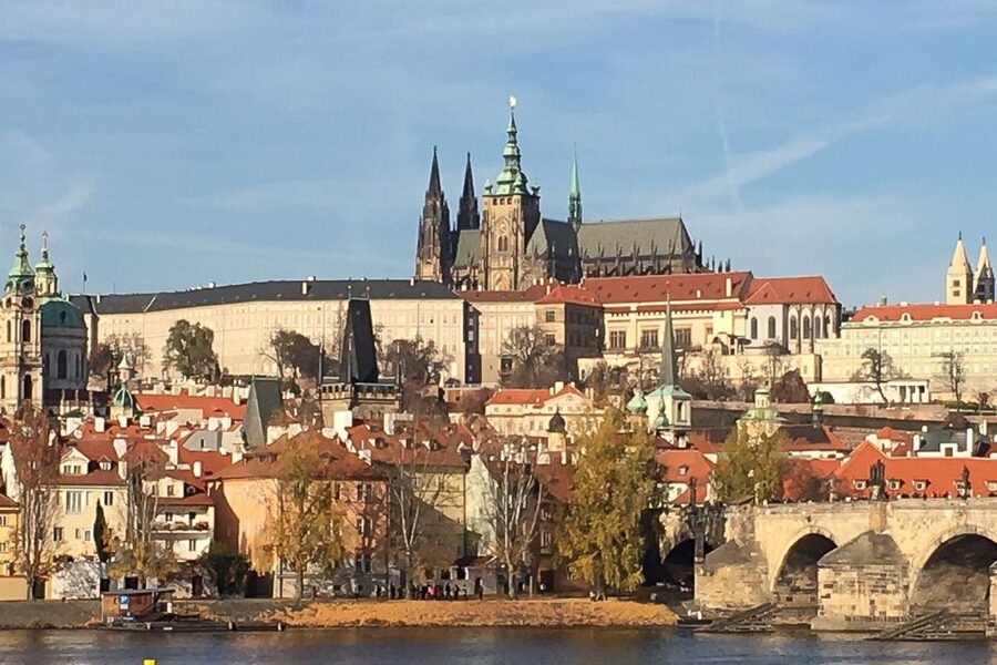 Prague: Historic City Center Bus Tour with Top Sights - Vltava bridges and Charles Bridge views: the famous shot without the crowds