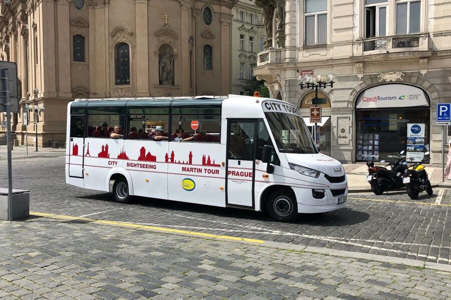Prague: Historic City Center Bus Tour with Top Sights - Loreta and the Dancing House: two iconic stops, one efficient route