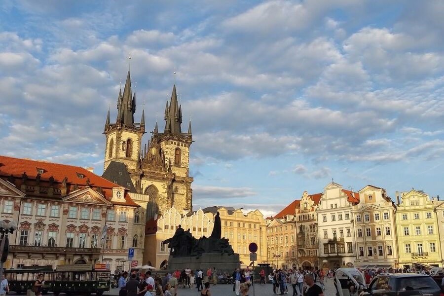 Prague: Historic City Center Bus Tour with Top Sights - Old Town Square to Municipal House: the “wow” start without the walking grind