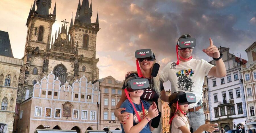 Prague: Immersive History Walking Tour and VR - Where the tech fits: history you can see from street level
