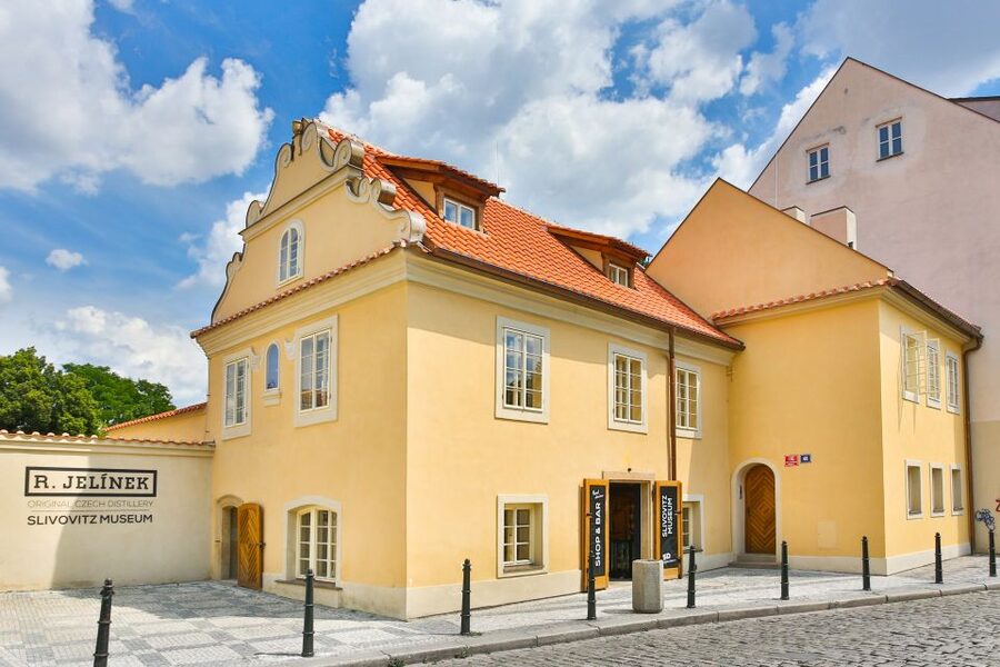 Prague:Interactive Museum of the National Drink with tasting - Finding the Museum at U Lužického semináře