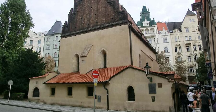 Prague: Jewish Quarter and Museum Guided Tour - Prague Jewish Quarter in 3 hours, what you really get