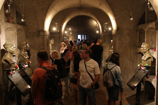 Prague Jewish Quarter and WW2 Private Tour - What makes this private format worth it