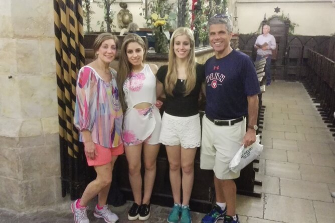 Prague Jewish Quarter Private tour - 3hours - What to bring so you enjoy every room