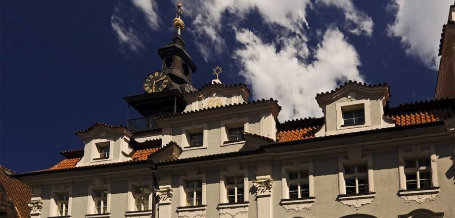 Prague Jewish Quarter Tour in French with Monuments Entrance - Ceremonial Hall: The History-Layer You Can Feel in the Details
