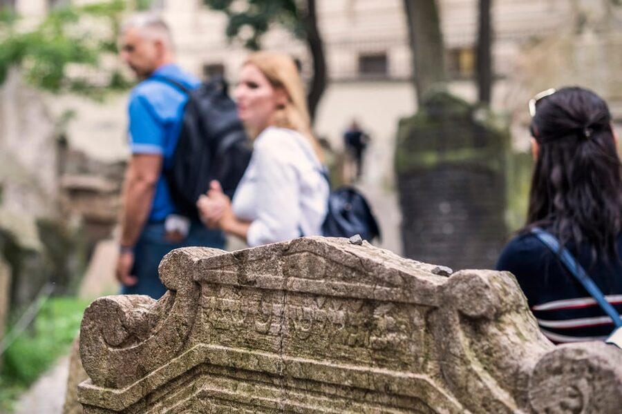 Prague: Jewish Quarter Walking Tour with Admission Tickets - The Nazi-Era Stories Part: How This Tour Handles Heavy History