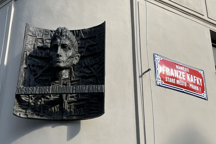 Prague: Jewish Town Guided Walking Tour - Walking Straight Into Prague’s Old Jewish Quarter