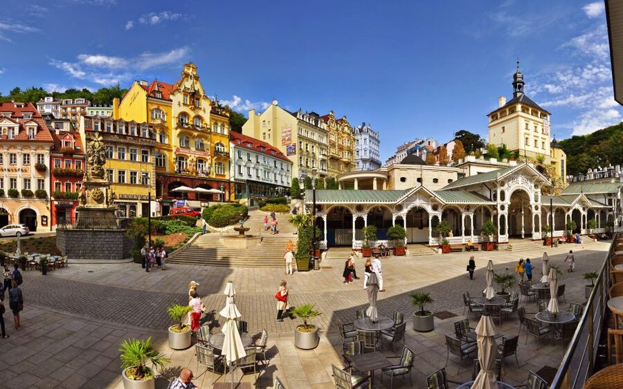 Prague: Karlovy Vary Day Trip with Watchtower and Funicular - Who should book this Karlovy Vary trip from Prague