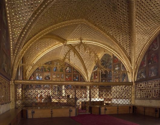 Prague: Karlštejn Castle Guided Tour with Entry Ticket - Entering the castle: what the 1-hour interior tour gives you