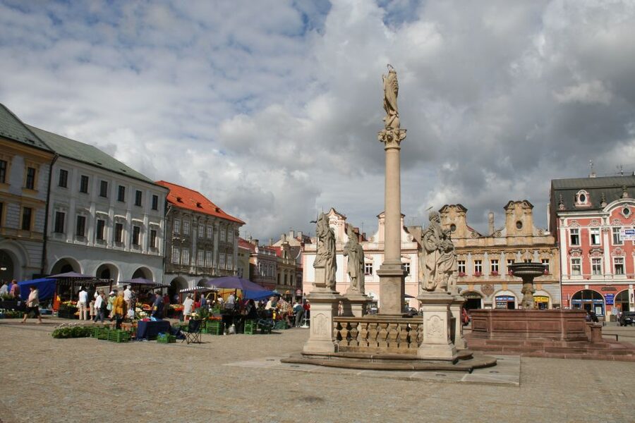 Prague: Kutná Hora, St Barbara's Cathedral and Bone Church - Price and day-trip value, what you actually get for $76