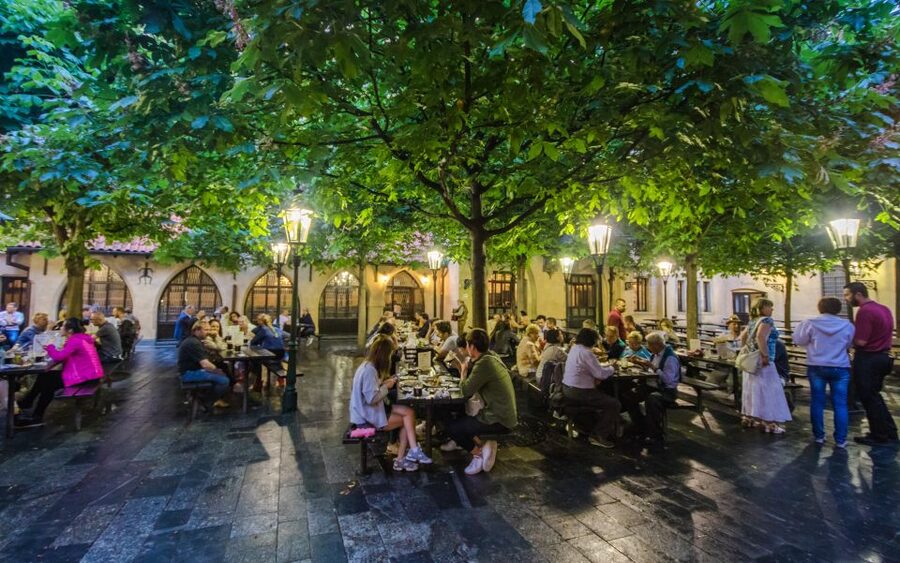 Prague: Legendary Beer Tour with Dinner - The right kind of traveler for this 3-hour beer evening