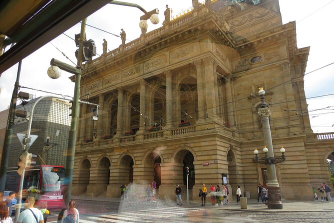 Prague Literary & Historical Tours - Literature Route - Stop 4: Pštrossova and the birth of the First Republic