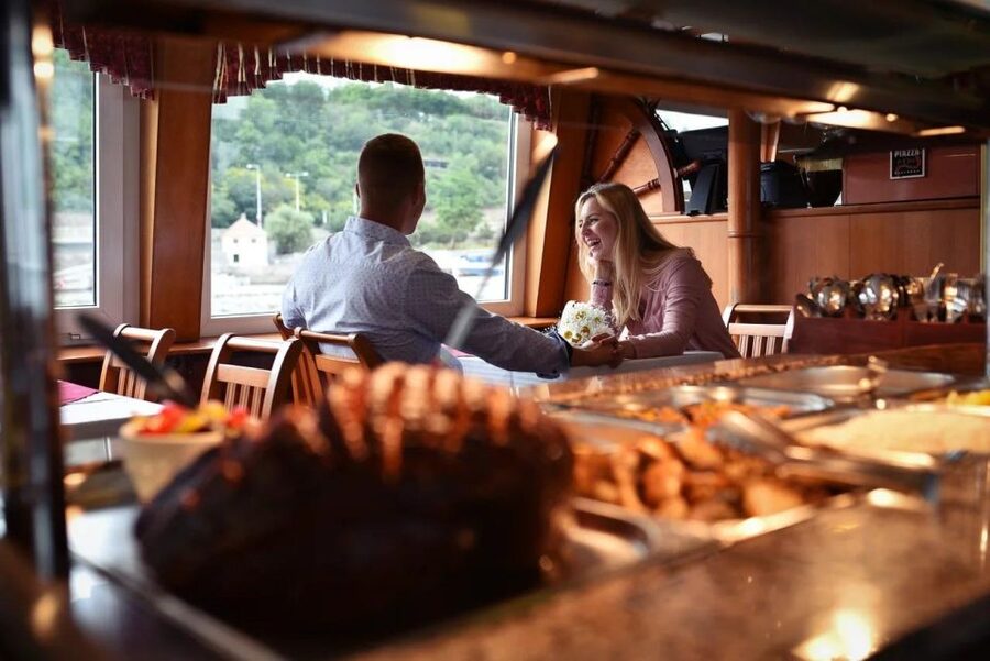 Prague: Lunch Cruise on Vltava River with open Buffet - Vltava Lunch Cruise, the Easy Way to See Prague From the Water