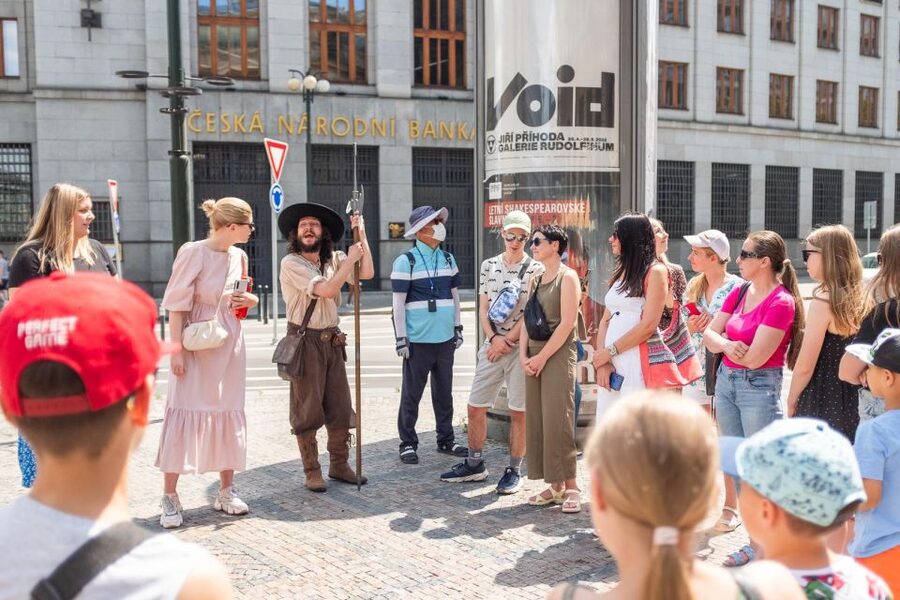 Prague: Nightwatchman of Prague Walking Tour - Starting at Náměstí Republiky and the Powder Gate moment