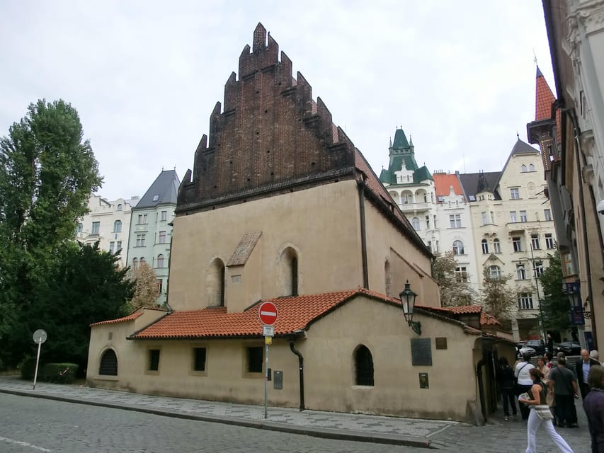 Prague: Old Town and Jewish Quarter Guided Walking Tour - Practical tips so you enjoy every minute