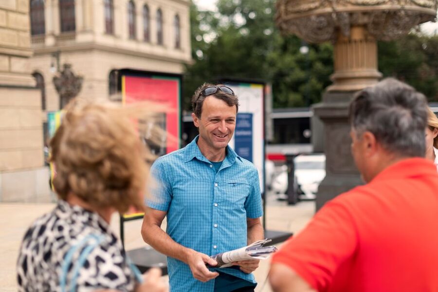Prague: Old Town and Jewish Quarter Guided Walking Tour - Who should book this tour, and who should choose something else