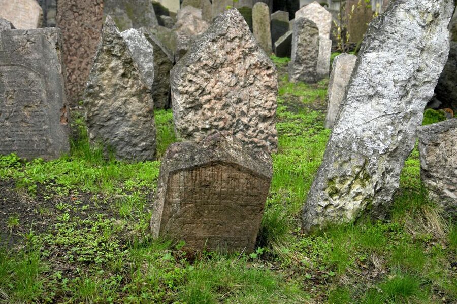 Prague: Old Town and Jewish Quarter Tour - Quick reasons this tour works well