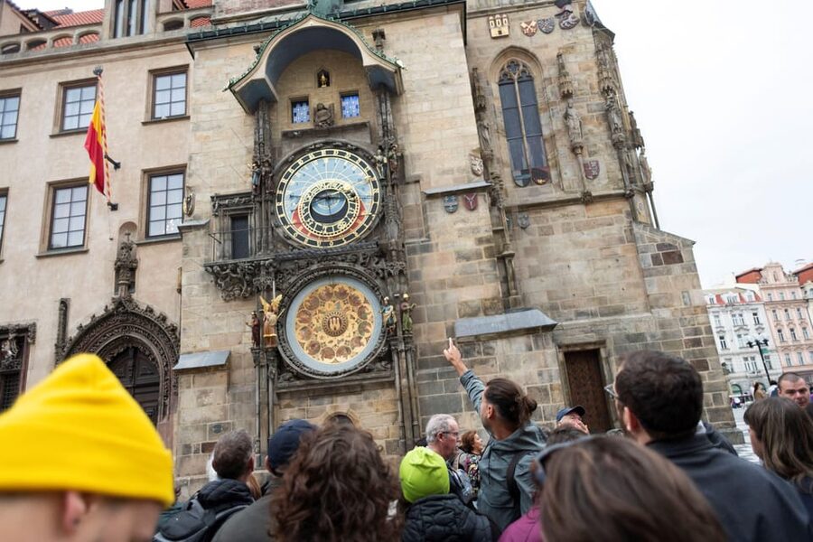 Prague: Old Town, Jewish Quarter & Astro Clock Walking Tour - Old Town Square and the UNESCO focus you can actually use