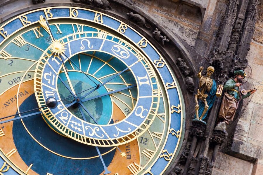 Prague: One Prague Tour with Local Food & Beer - Old Town Road highlights: Old Town Square to Powder Tower