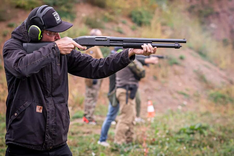 Prague: Outdoor Shooting Experience with up to 10 Guns - Security and arrival: what happens before you touch anything