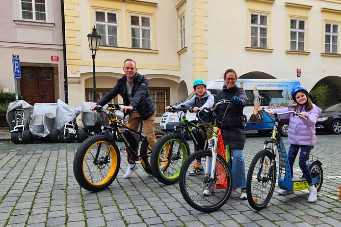 Prague Panoramic Views e-bike and e-Scooter guided Tour - Key points that make this panoramic e-bike and e-scooter tour worth it