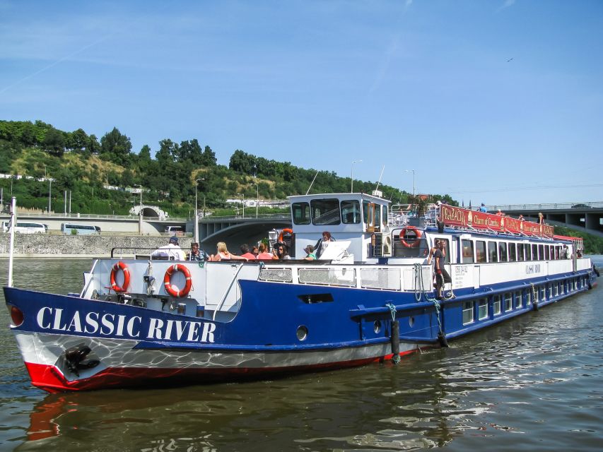 Prague: Panoramic Vltava River Cruise - The route in order, from Čech’s Bridge to Kampa Island