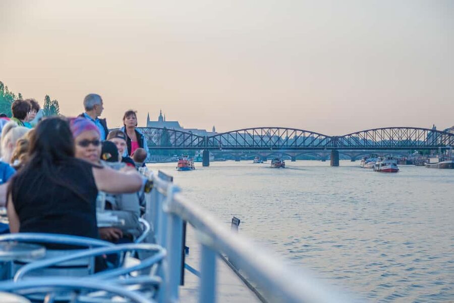Prague: Panoramic Vltava River Cruise - Drinks and snacks onboard, and what it does to the vibe