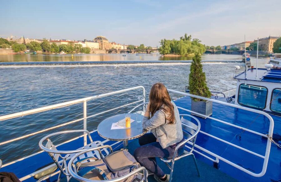 Prague: Panoramic Vltava River Cruise - Who should book this cruise, and who might want a longer option