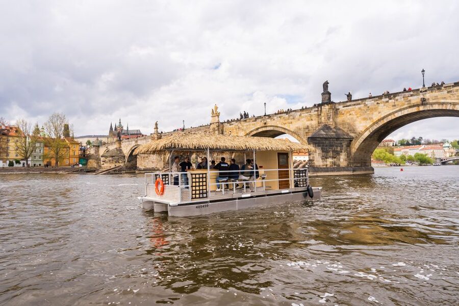 Prague: Party Tiki Boat Sightseeing Cruise with Drinks - FAQ