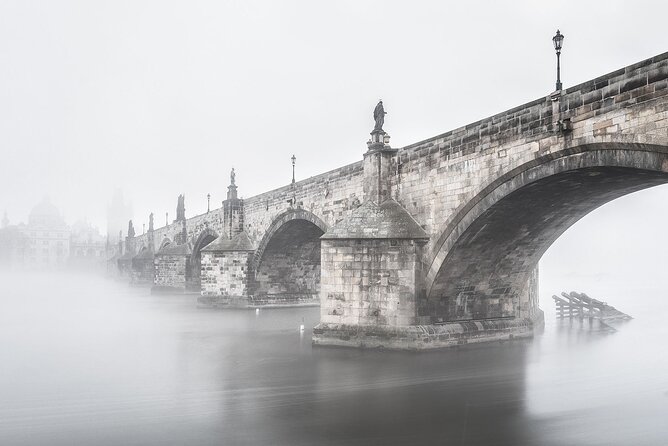 Prague Photo Tours - Letna Park night views: the bridge scene you have to plan