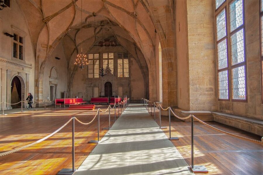 Prague: Prague Castle Complex Smartphone Audio Guide - Starting at St. Vitus Cathedral, the stories that frame everything