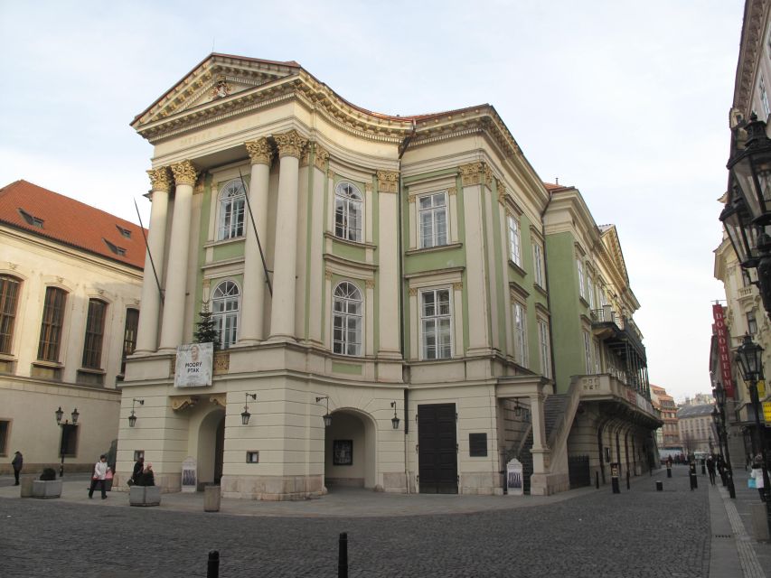 Prague: Private City Tour by Minivan - Key things that make this Prague minivan tour work