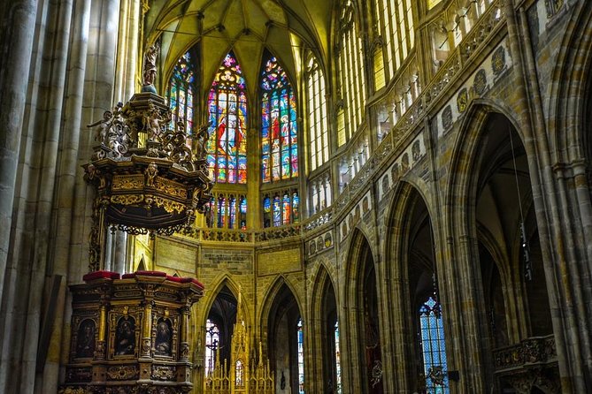 Prague Private Custom Full-Day Tour: Prague Castle and Old Town - Timing, comfort, and how the walking fits into an 8-hour day