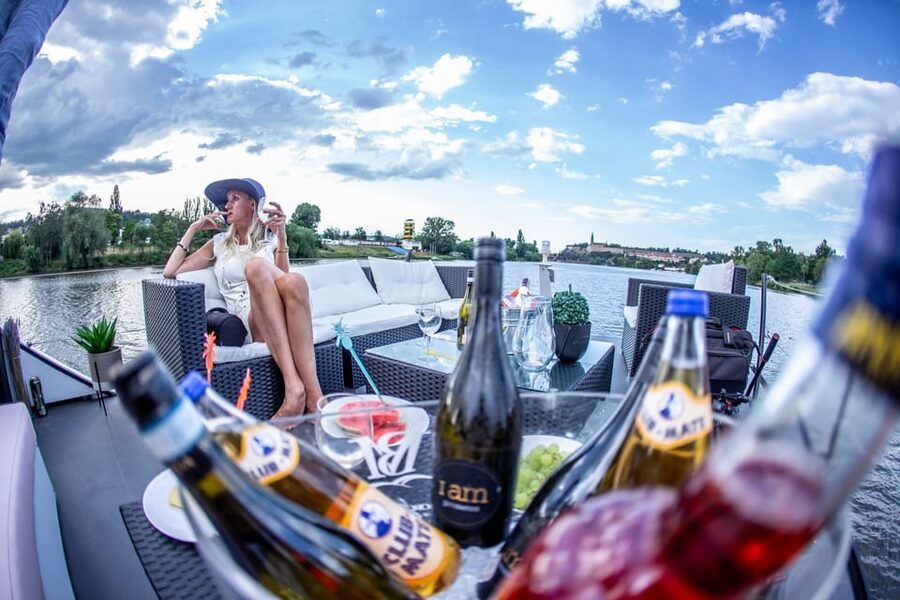 Prague: Private River Cruise with Unlimited Beer or Prosecco - Prague Castle and Charles Bridge: The Photo Angles You Can’t Get on Foot
