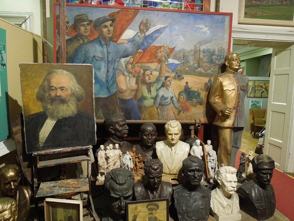 Prague Private Tour and Museum of Communism with transfer - Key Things I’d Plan Around on This Tour