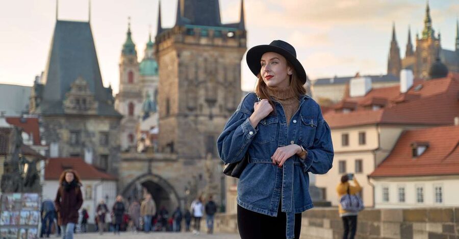 Prague: Professional Photoshoot at Charles Bridge - Why Charles Bridge Is a Smart Choice for a Photoshoot