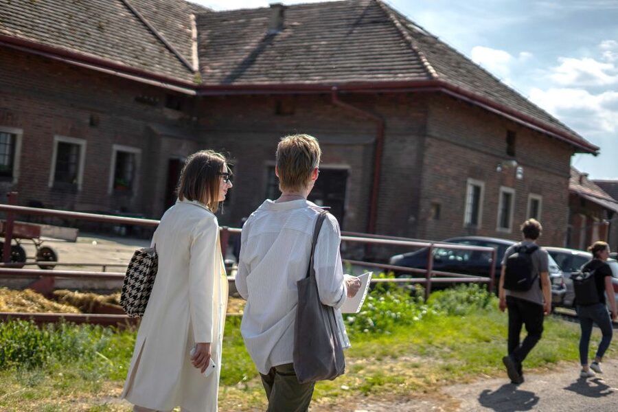 Prague: Psychiatric Hospital and Abandoned Cemetery Tour - Price and value: is $32 worth it?