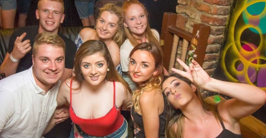 Prague: Pub Crawl with 2-Hour Open Bar at Drunken Monkey - FAQ