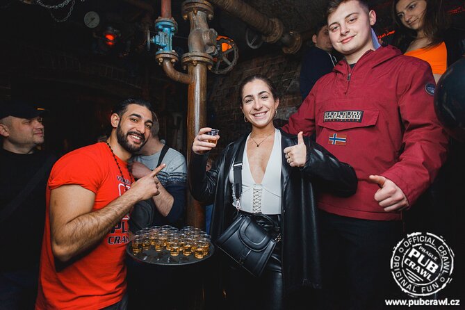 Prague Pub Crawl with Unlimited Drinks & 5 story club Entry - Weekday vs weekend: when the vibe is different