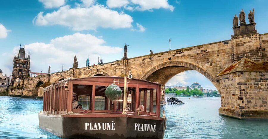 Prague: River Cruise, Charles Bridge Museum, & Walking Tour - The 45-minute walking tour: Charles Bridge and Lesser Town fundamentals