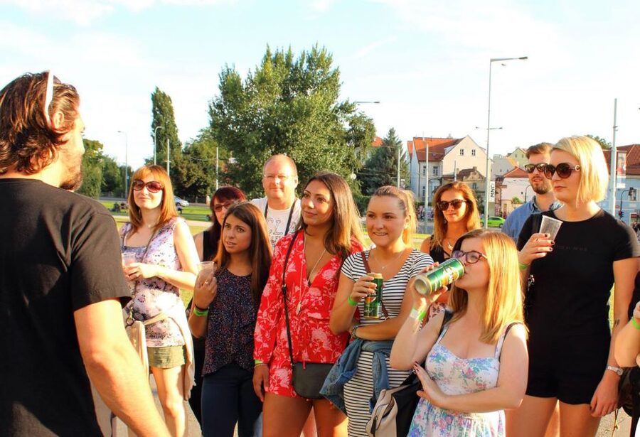 Prague Riverside Parties Tour - The mobile bar with unlimited beer, cider, and spritz