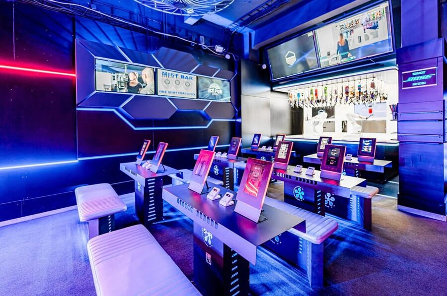 Prague: Robotic Bar Entry with a Drink Included - The Balloon Alcohol Mist and Other Standout Extras