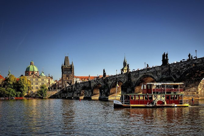 Prague's charming old places tour in Russian language - Key moments that make this tour worth your time