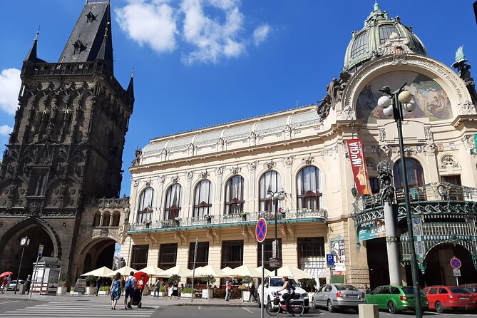Prague´s Old Town, Jewish Quarter and Charles Bridge Private Tour - Private guide pacing, from Linda to Tereza to Jana