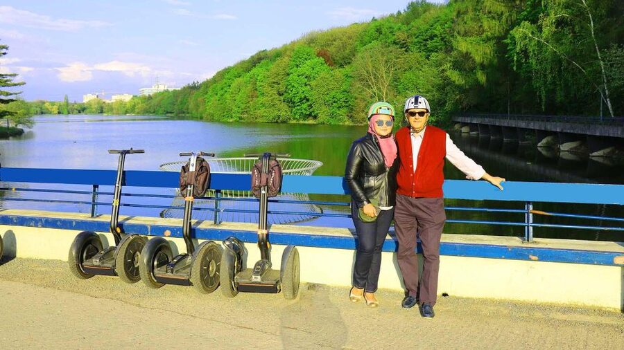 Prague: Segway Sightseeing Live-Guided Tour - The Beverly Hills of Prague: modern villas and luxury residences