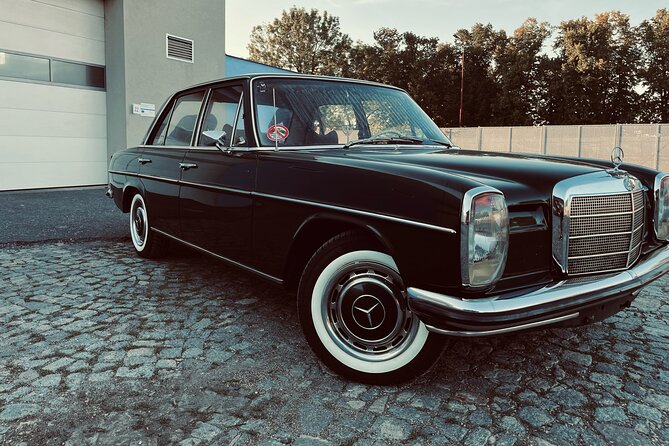 Prague Sightseeing Express Tour in Classic Car - Prasná brána and the shift toward Summer Park