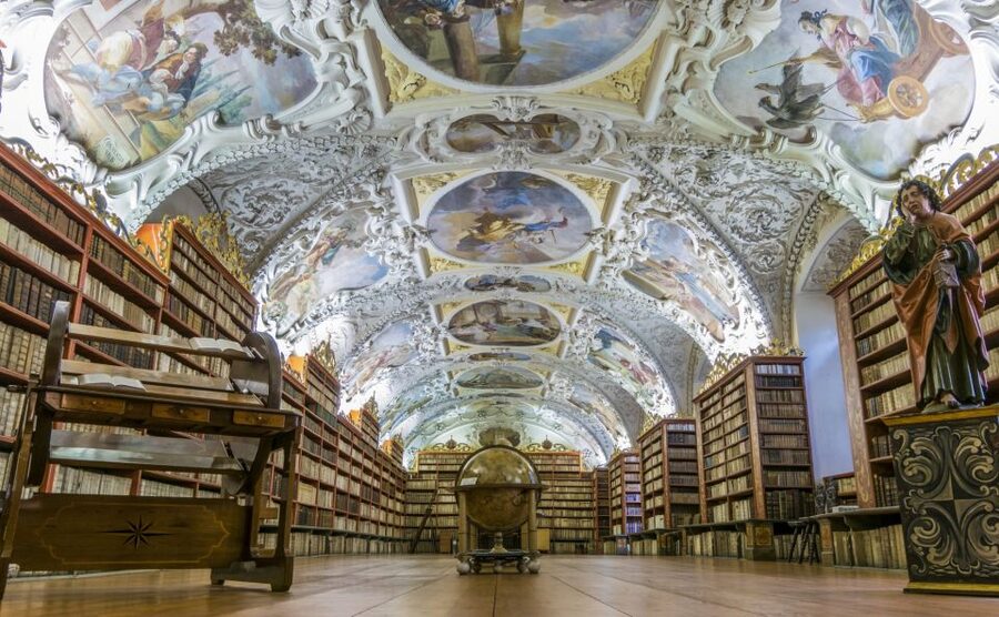 Prague: Skip-the-line Strahov Monastery and Library Tour - Line-free entry to Strahov Monastery complex