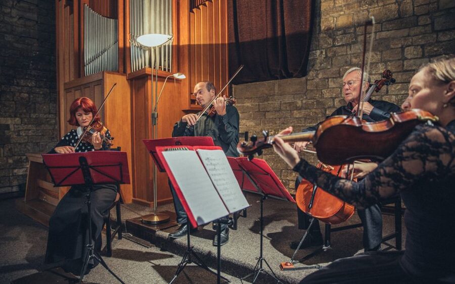 Prague, St. Martin: The Best of World & Czech Music - The Old Prague Music Ensemble set: Czech favorites plus world-class composers
