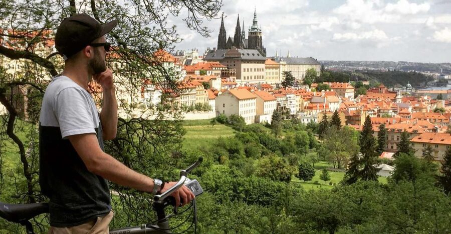 Prague: Stunning Viewpoints, Castle, City & Park E-Bike Tour - Hearing It All: How the Wireless Receiver Makes Prague Less Chaotic