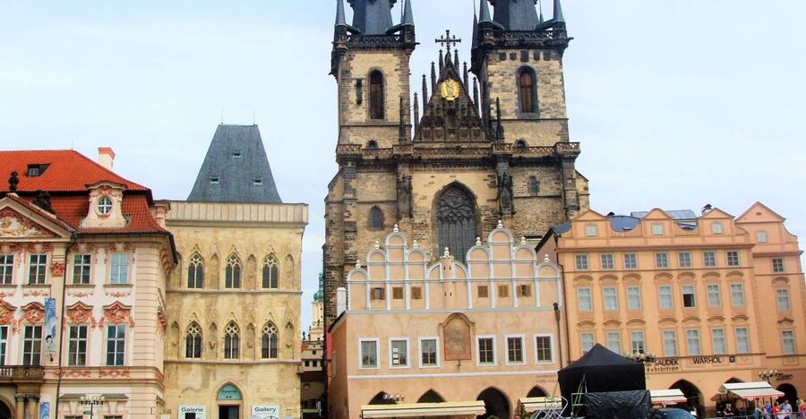 Prague: Tailored Sightseeing Tour in French - What You Actually Get Included: Guide, Language, and a Private Format